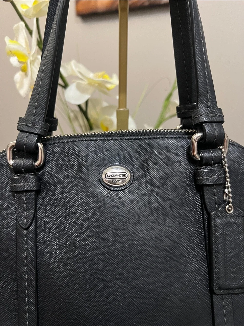 Coach Payton Black Leather Dome Satchel GUC retail $328